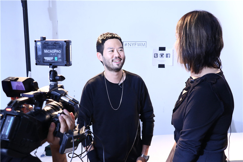 北京營(yíng)銷型企業(yè)宣傳片——企業(yè)營(yíng)銷模式里看易企宣營(yíng)銷片的形與色