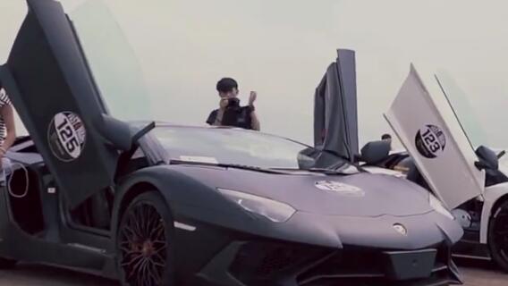 決戰(zhàn)顛峰fast4ward直線競(jìng)速賽網(wǎng)絡(luò)匯報(bào)片，決戰(zhàn)顛峰，fast4ward直線競(jìng)速賽，一場(chǎng)速度與激情的盛宴!