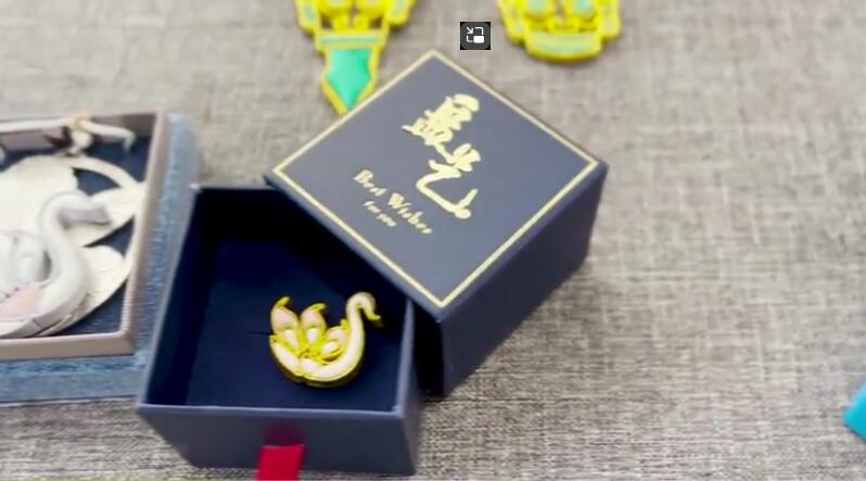 飛揚(yáng)非遺，夢(mèng)翔玲玲：盤扣工藝的傳承者